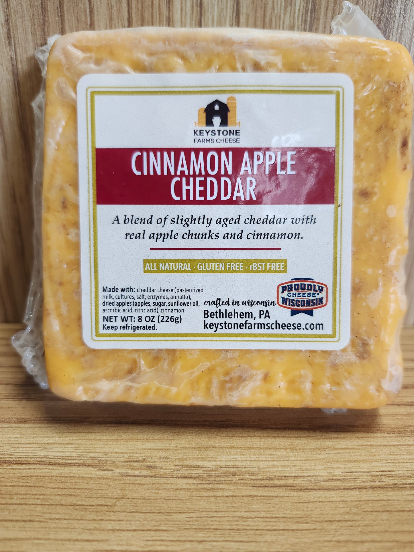Keystone Farms Cheese Cinnamon Apple Cheddar 8oz